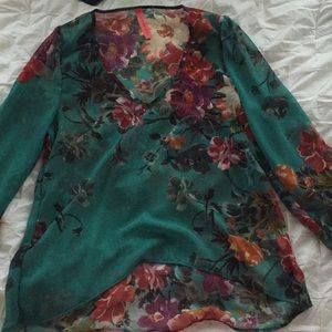 Long sleeved floral top